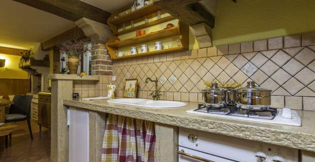 Appartamento rustico con 2 camere da letto Banko DianaDiana