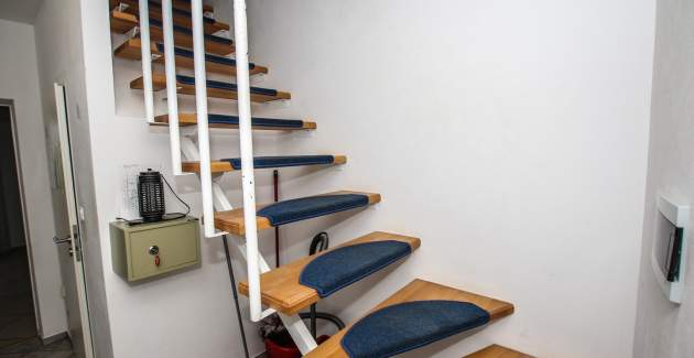 Appartamento Leko III con balcone, piscina in comune e giardino