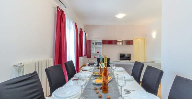 Ferienwohnung Terlevic mit 4 Schlafzimmer und Terrasse