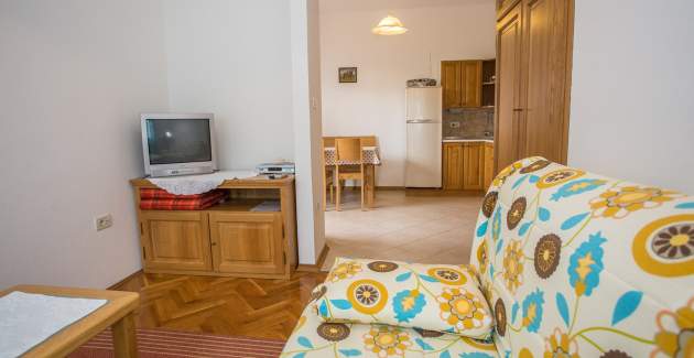 Ferienwohnung Staver II mit Terrasse und Gartenblick, Porec