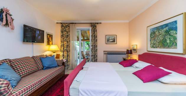 Apartman Stefi II u Prizemlju - 300 m od Mora