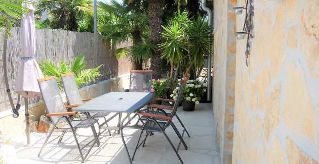Two-Bedroom Apartment Palme I in Funtana