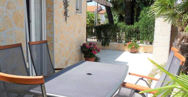 Two-Bedroom Apartment Palme I in Funtana