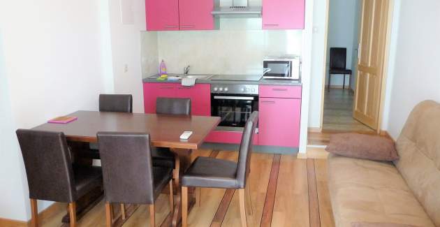 Two-Bedroom Apartment Palme I in Funtana