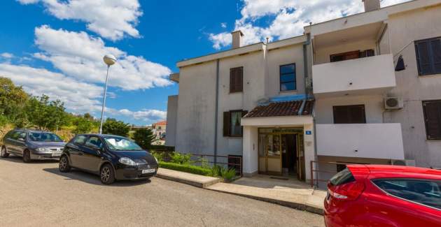 Ferienwohnung Weitzenfeld mit 3 Schlafzimmern in der Nähe von Selce