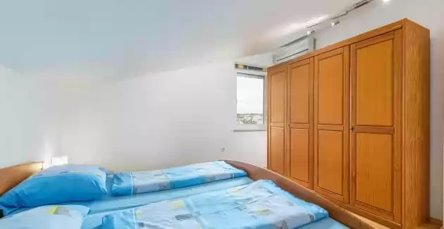 Apartman Leko IV