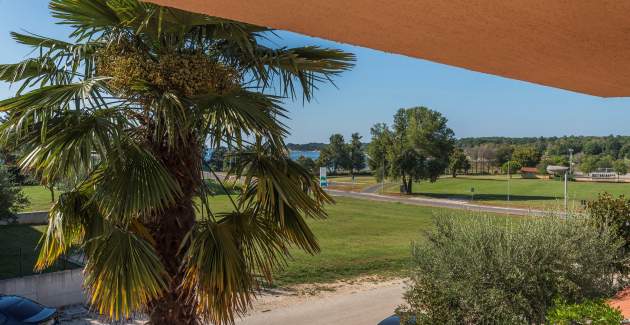 Apartment Vitas Funtana II with Balcony