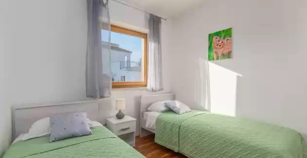 Apartment Katalin I mit 3 Schlafzimmern in der Nähe von Porec