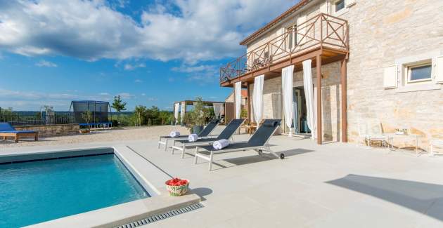 Villa Famiglia