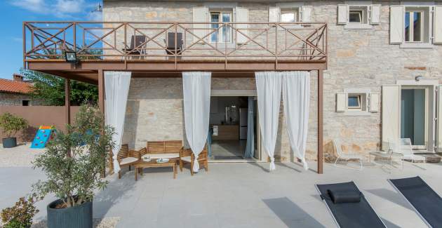 Villa Famiglia