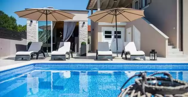 Splendida Villa Franka con piscina vicino a Labin
