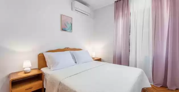 Apartmani Silvana / Antonela I Špadići