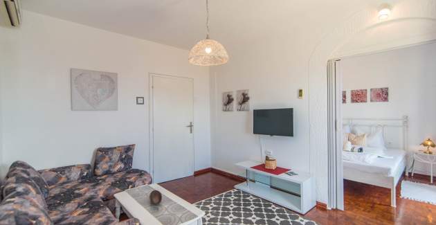 Apartment Suzy mit Balkon, Meerblick und Gemeinschaftspool in Novi Vinodolski