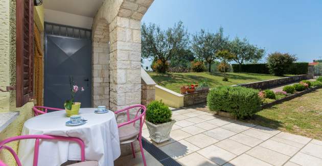 Apartment Rajko I with Garden View