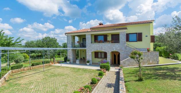 Apartment Rajko II with Terrace