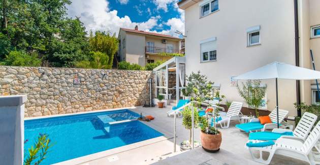 Appartamento standard Suzy Studio B per 2 persone con piscina in comune