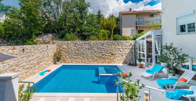 Appartamento standard Suzy Studio B per 2 persone con piscina in comune