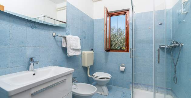 Simply furnished Apartment Mirjana III with Terrace
