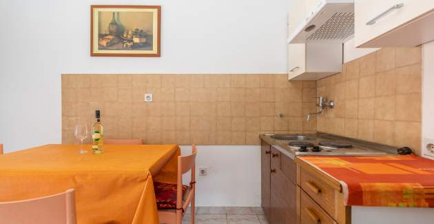 Arredato in modo semplice Appartamento Mirjana III con Terrazza