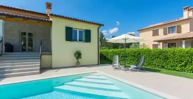 Villa Kiara mit Pool