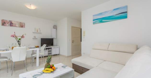 Apartment Emanuela I - Silver Holiday House