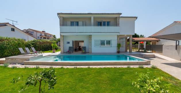 Villa Irena with Private Pool in Porec