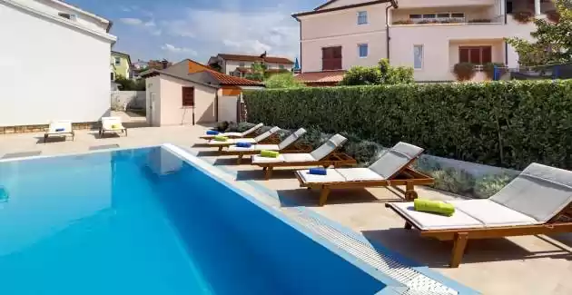 Villa Irena s privatnim bazenom u Poreču