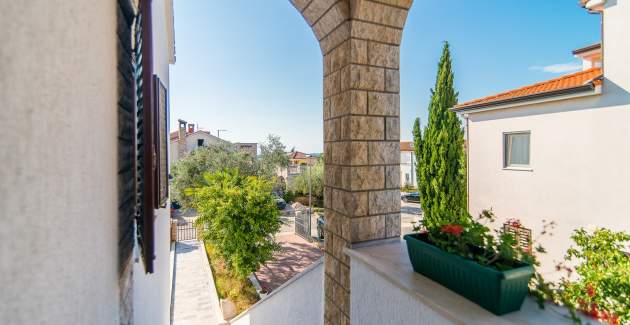 Apartment Dino I mit 1 Schlafzimmer und Terrasse
