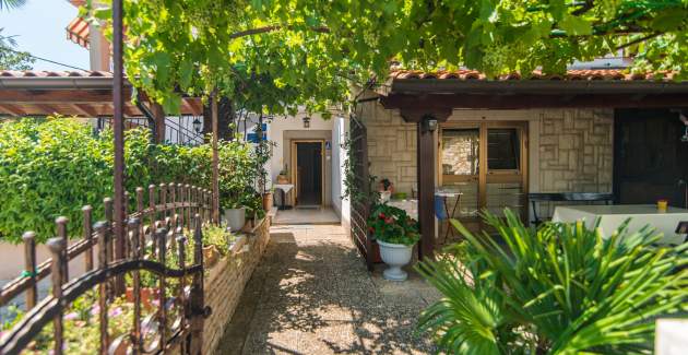 Studio-Apartment mit Gartenblick Vilma IV