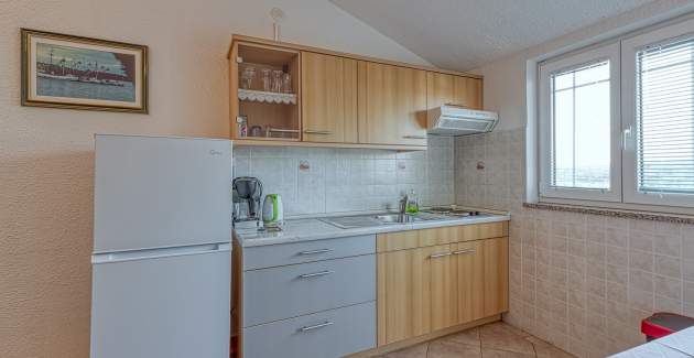 Dvosobni apartman Vilma VI s pogledom na more