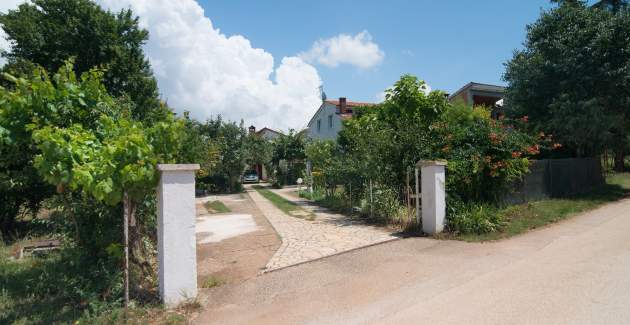 Ferienwohnung Teri mit Terrasse und Garten