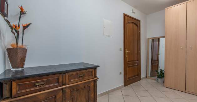 Ferienwohnung Amela mit Terrasse im Stadtzentrum