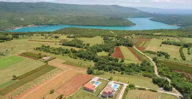 Obiteljska villa Kata - 1,5 km od mora