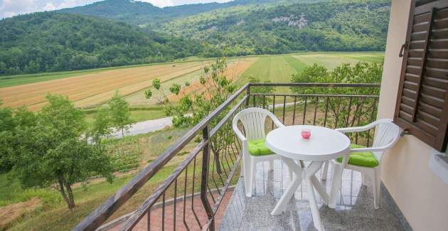 Apartment Maria II with Balcony