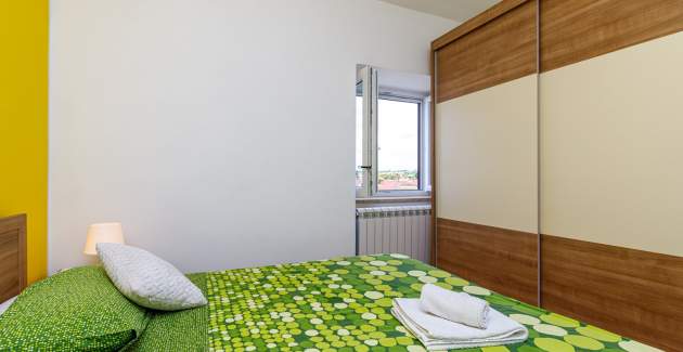 Ferienwohnung Nika mit Balkon