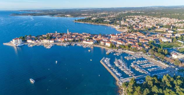 Apartment Iris II in the city center of Porec