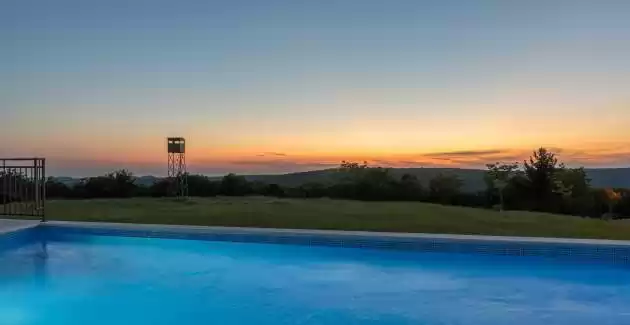 Villa Ana Rita with jacuzzi and heated pool