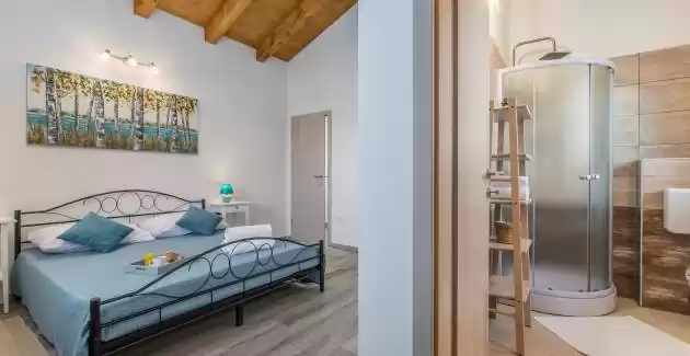 Beautiful Stone House Villa Irma