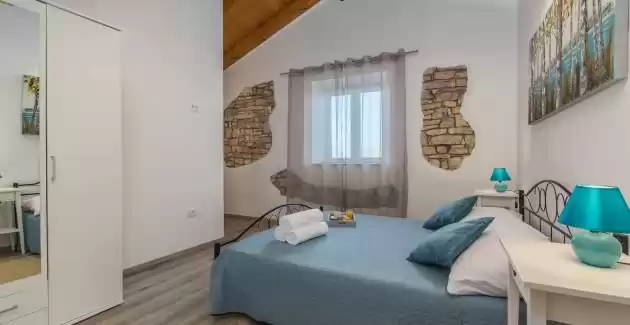 Beautiful Stone House Villa Irma
