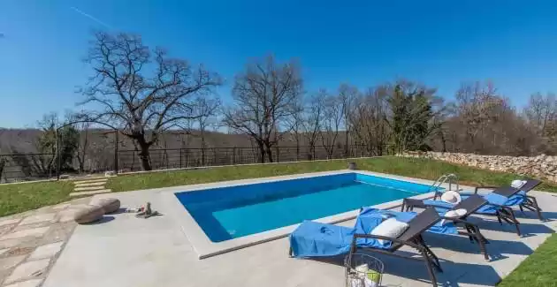 Casa di pietra Villa Irma con piscina privata