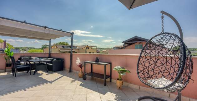 Apartment Sofia with Roof Terrace and Sea View in Gedici