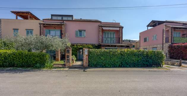 Apartment Sofia with Roof Terrace and Sea View in Gedici