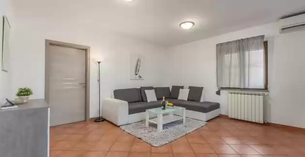 Ferienwohnung Narcisa