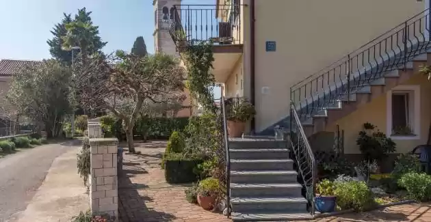 Apartment Orzan III mit Balkon und Meerblick