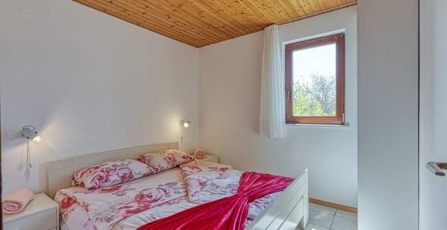 Apartman Kiki I s balkonom 