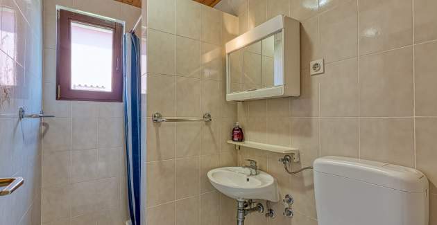 Apartman Kiki III s balkonom 