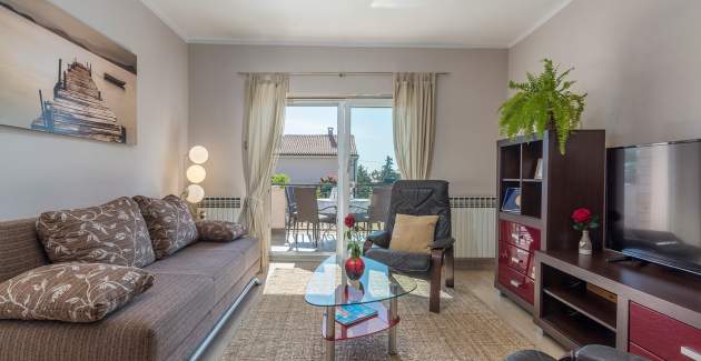 Apartment Loredana  A1 with Terrace and Garden