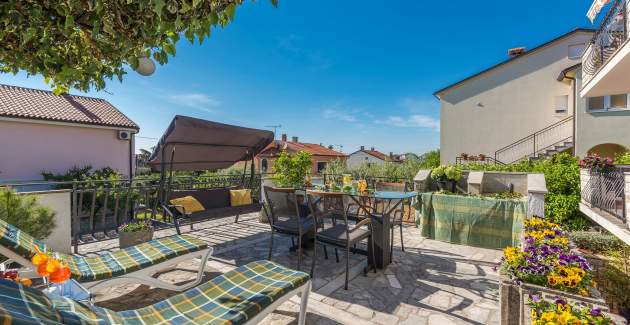 Apartment Loredana mit Terrasse und Garten