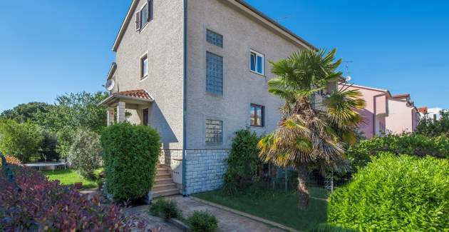 Ferienwohnung Ana mit Terrase und Merblick