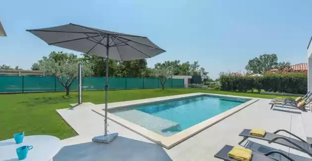 Moderne Villa Gina mit privatem Pool